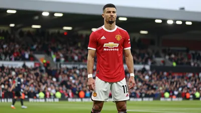 Manchester United Star Defends Irish Fans After Pitch Invasion