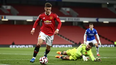 Manchester United's Ethan Wheatley Transfer Talks Amid Everton Interest