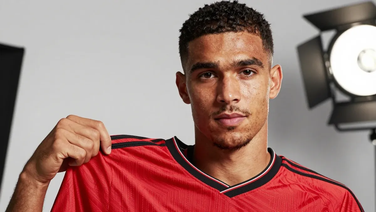 Manchester United announce a new multi-year sleeve sponsorship agreement with fintech firm SumUp, securing additional...