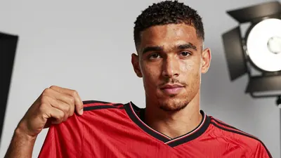 Manchester United announce a new multi-year sleeve sponsorship agreement with fintech firm SumUp, securing additional...