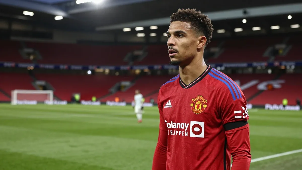 Manchester United are linked with a Bundesliga striker to replace Joshua Zirkzee, with the club seeking their first...