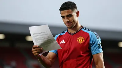 Manchester United Ready to Trigger Salinas' Release Clause