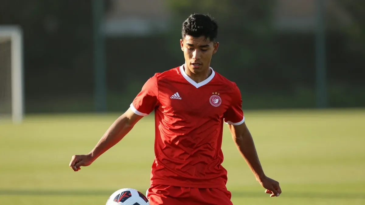 Manchester United turned down a late offer from Everton for striker Joshua Zirkzee, while also failing to secure a...