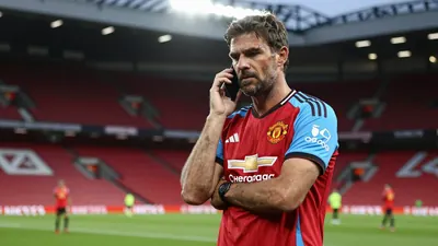 Manchester United are moving to secure left-back Alejandro Balde before the September 1 transfer deadline, after the...