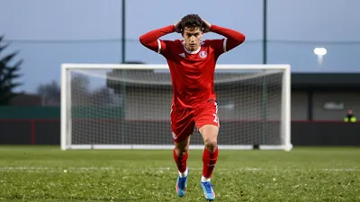 Carlos Baleba could make his Manchester United debut against Tottenham Hotspur on October 10 after recovering from an...