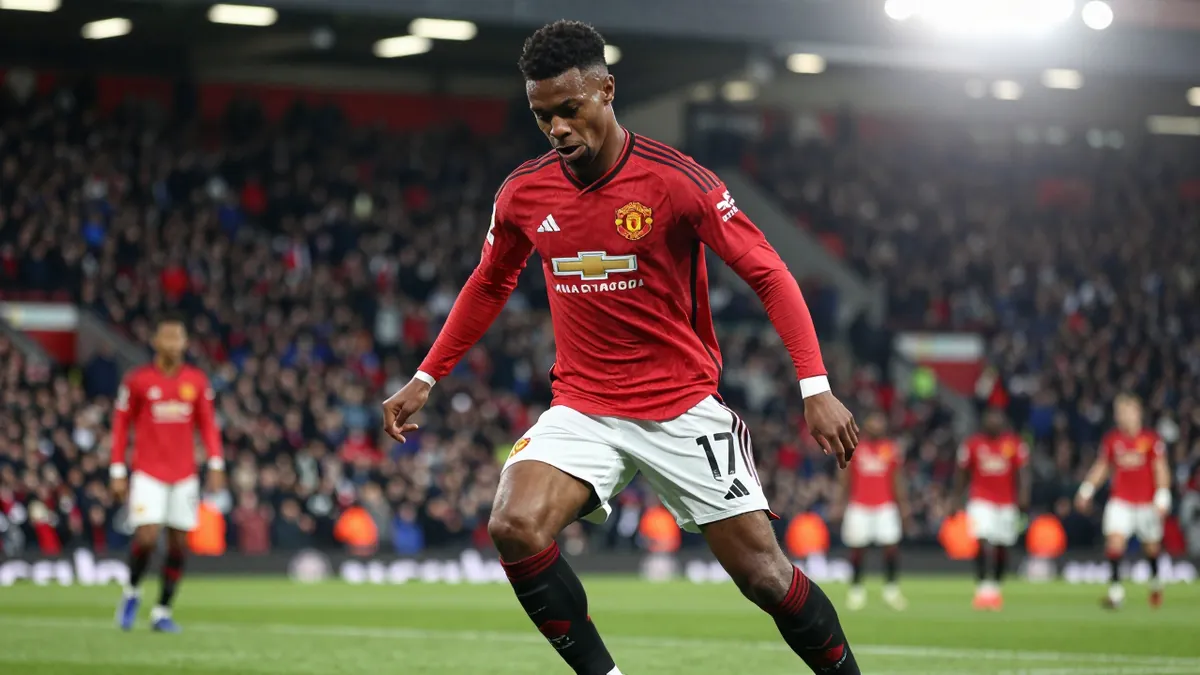 Manchester United Transfer News: Hall to Old Trafford Latest, Salinas Option