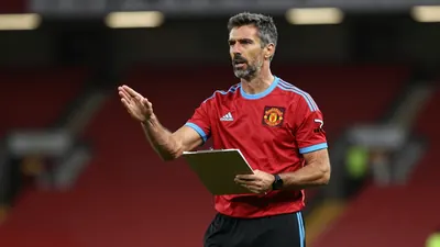 Carrick Urges Manchester United to Boost Title Bid with More Transfers