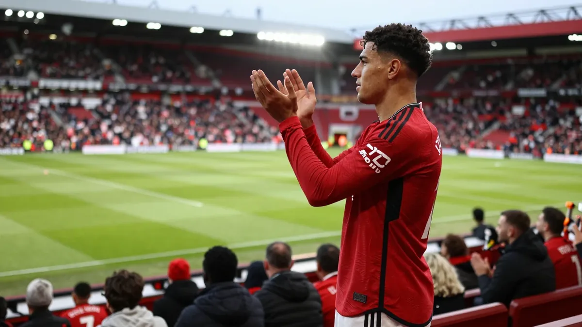 Youri Tielemans has joined Manchester United and described the atmosphere at Old Trafford as a dream, with the club...